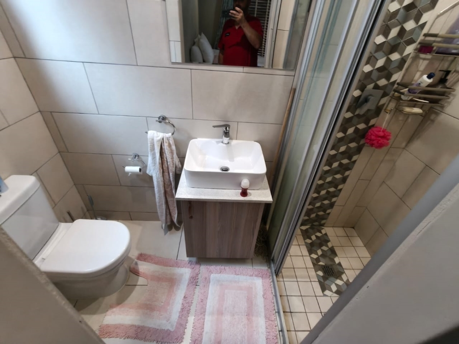 3 Bedroom Property for Sale in Waterkloof East North West